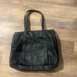 💥💥2 For $20💥💥  Large Black Universal Thread Goods Co. Leather Bag